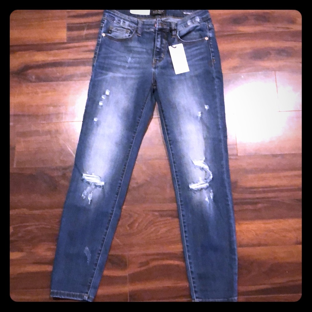 NWT Judy blues